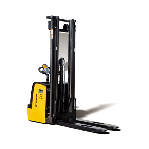 hyundai pallet stacker 12es on a white background side view