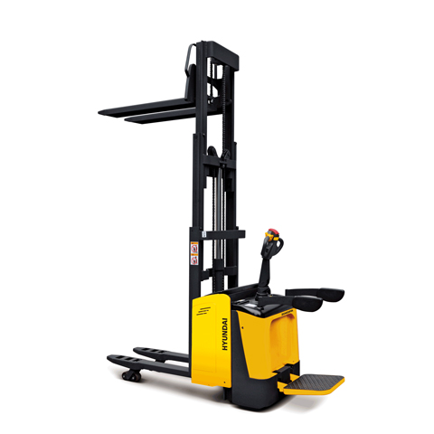 Hyundai 20EDPR Pallet stacker studio image